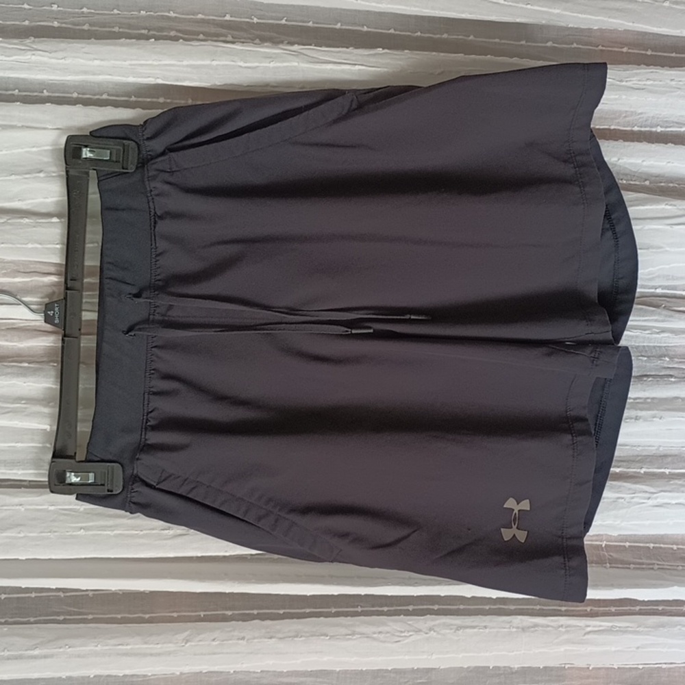 Under Armour Heatgear Fitted Black Athletic Track Running Shorts Mens Sz Small